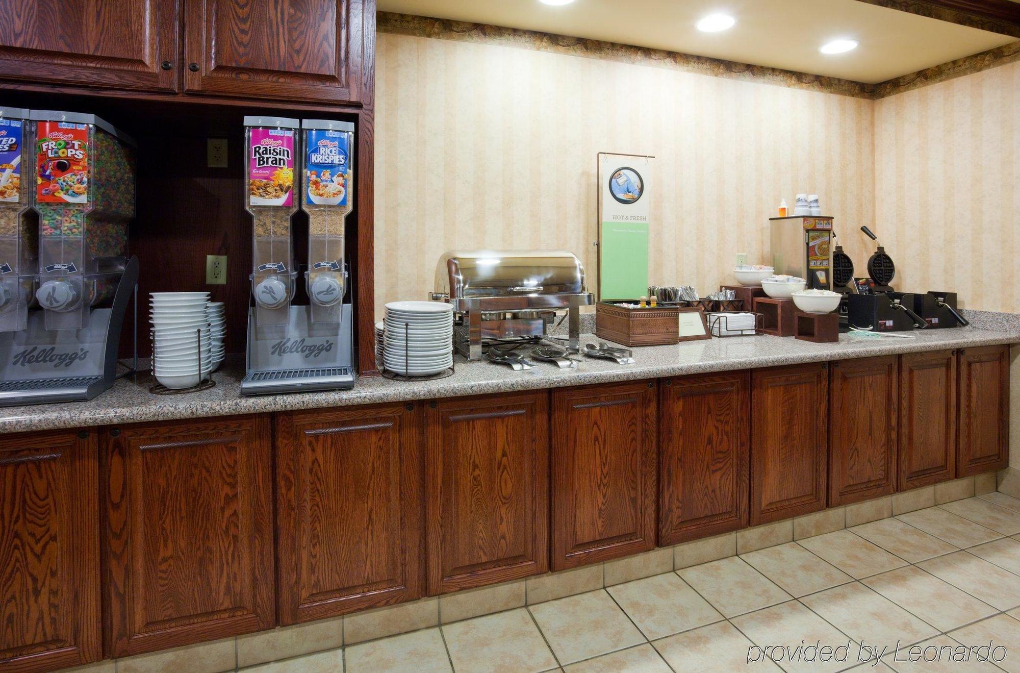 Comfort Inn & Suites St Paul Northeast Vadnais Heights ภายนอก รูปภาพ